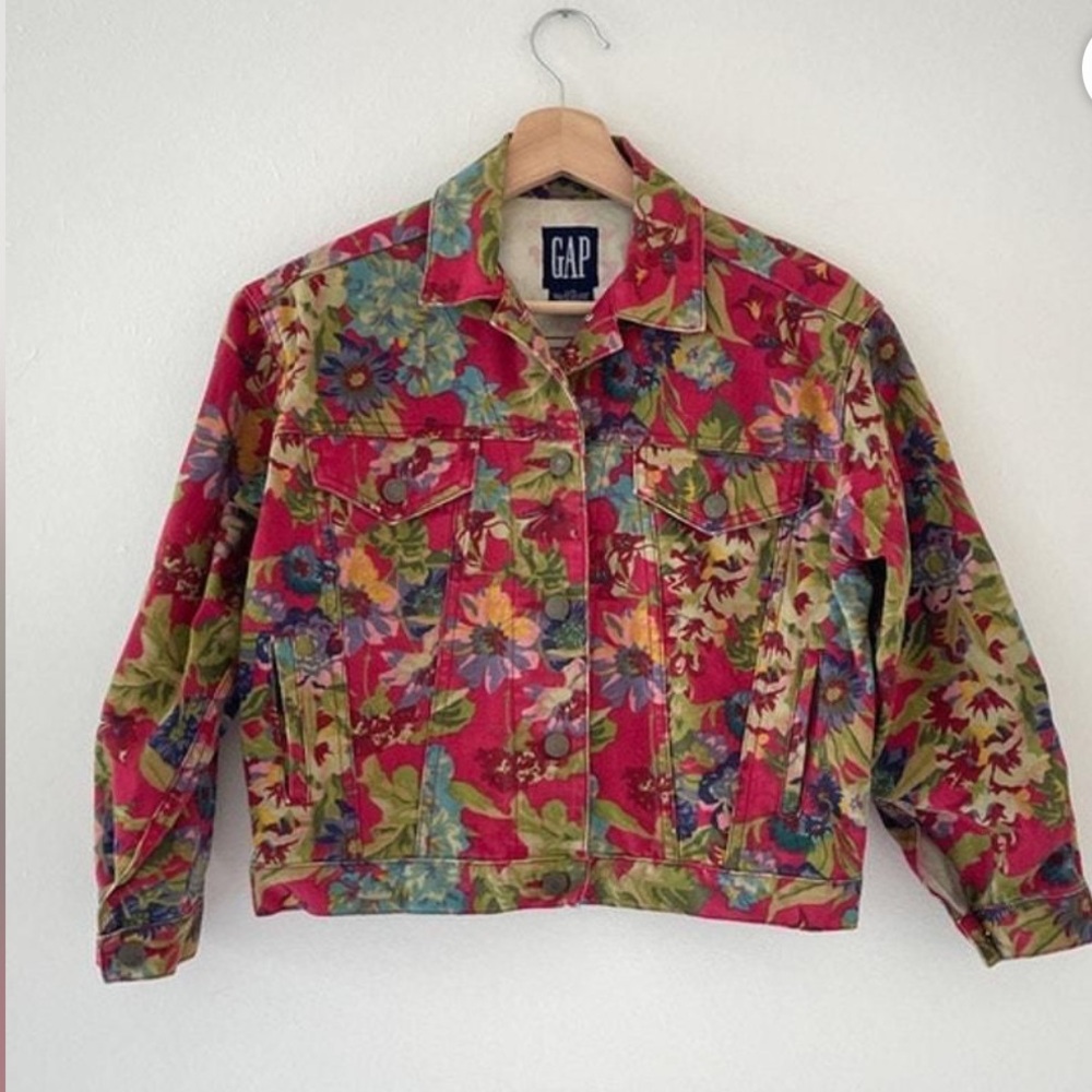 Vintage 90s GAP Red Floral Denim Jacket size L Cropped